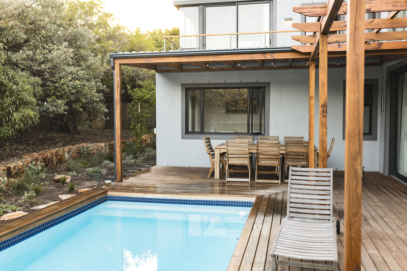 Patio de casa con piscina en Puebla